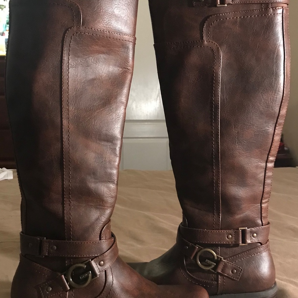 Brown Guess boots